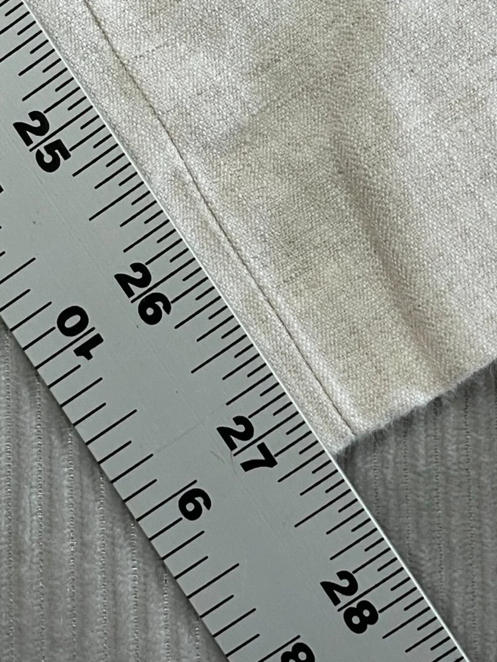 Vintage Claiborne Linen Blend Flat Front Beige Casual Resort Pants 35x27
